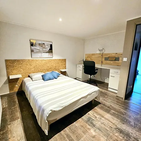 Villa Maison Tres Spacieuse 5 A 10 Pers *