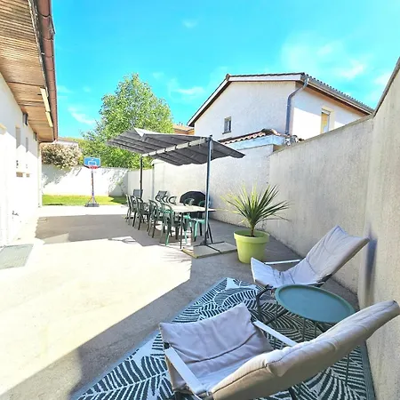 Maison Tres Spacieuse 5 A 10 Pers * Saint-Pierre-de-Chandieu